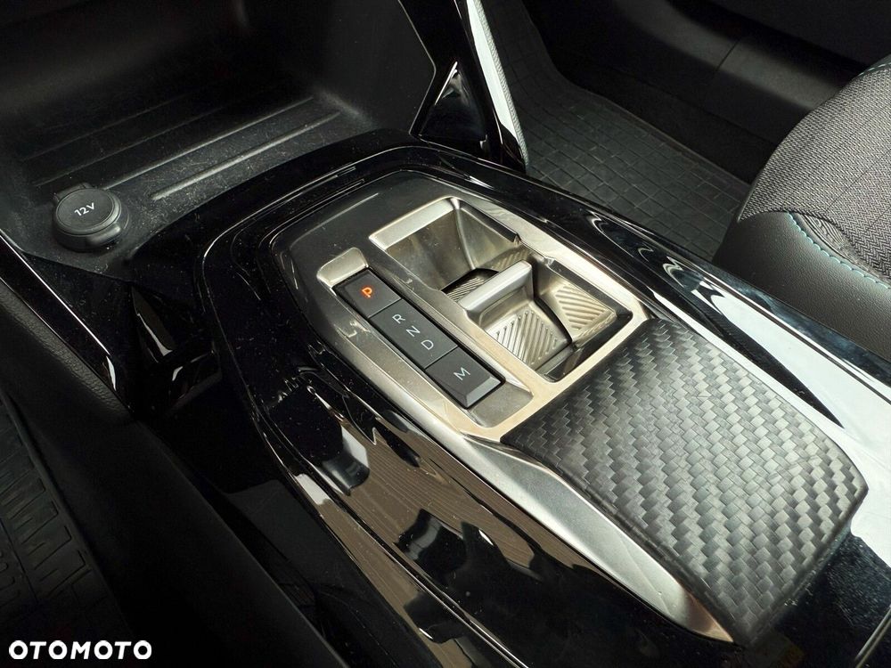 Peugeot 2008 1.2 PureTech Allure Pack S&S EAT8 - 26