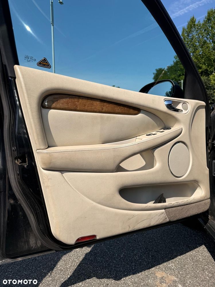 Jaguar X-Type 3.0 V6 4x4 Executive - 23