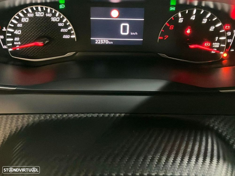 Peugeot 208 1.2 PureTech SE Style - 13