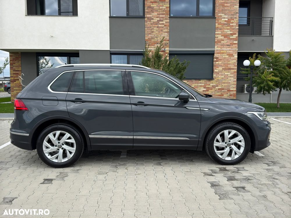 Volkswagen Tiguan - 19