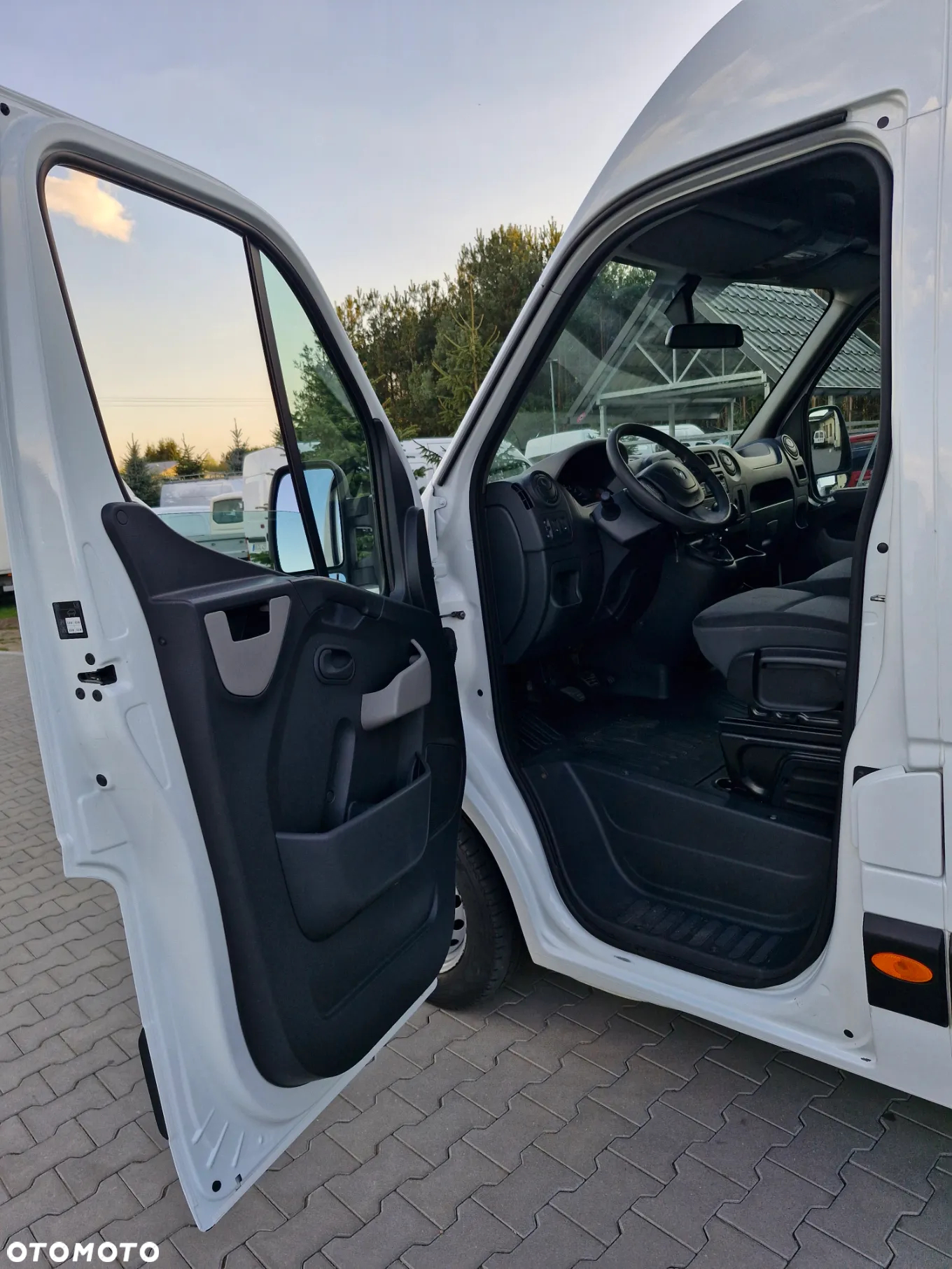 Renault Master - 18