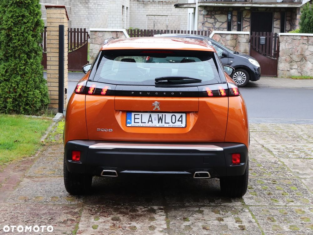 Peugeot 2008 - 12