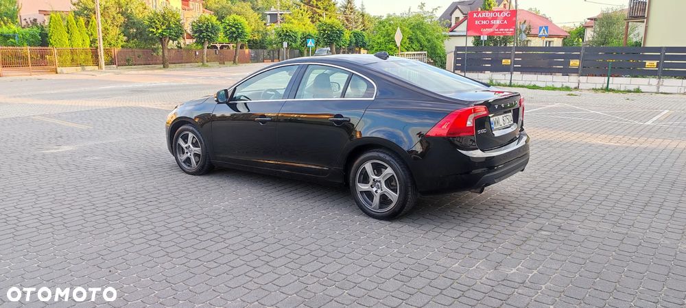 Volvo S60 T3 Summum - 11