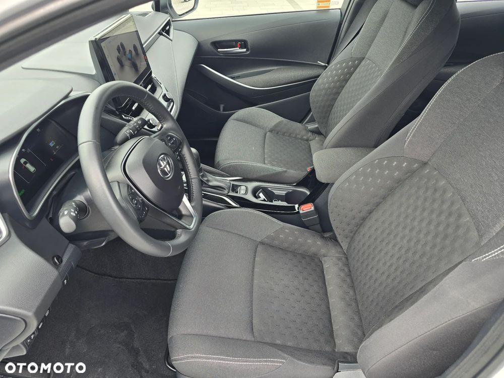 Toyota Corolla 1.8 Hybrid Comfort - 29