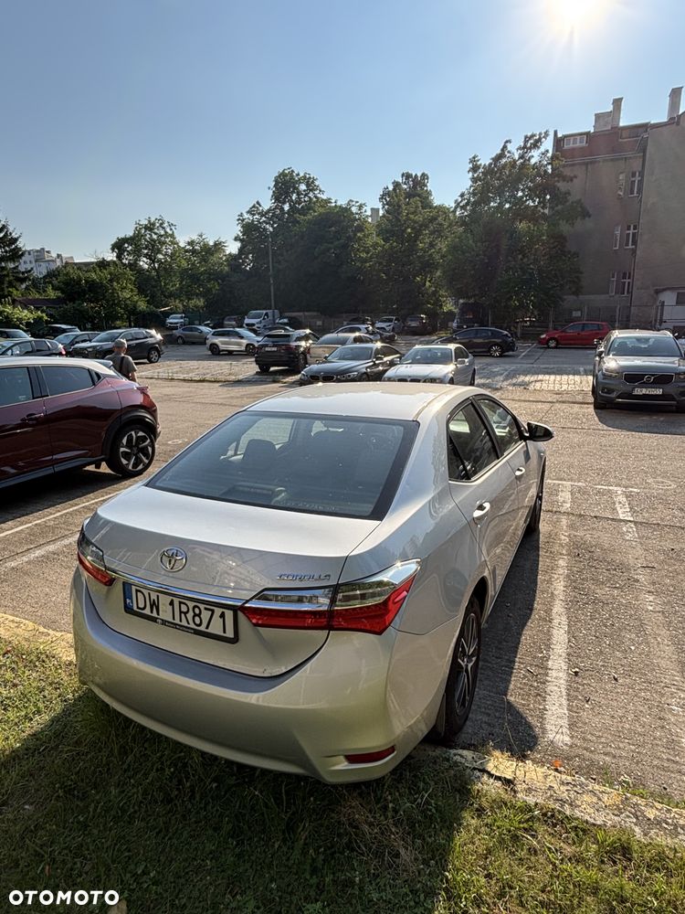 Toyota Corolla 1.6 Comfort - 2