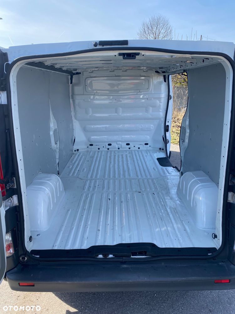 Opel Vivaro - 13