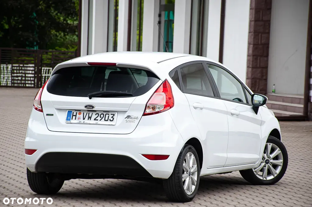 Ford Fiesta 1.0 EcoBoost Titanium - 25