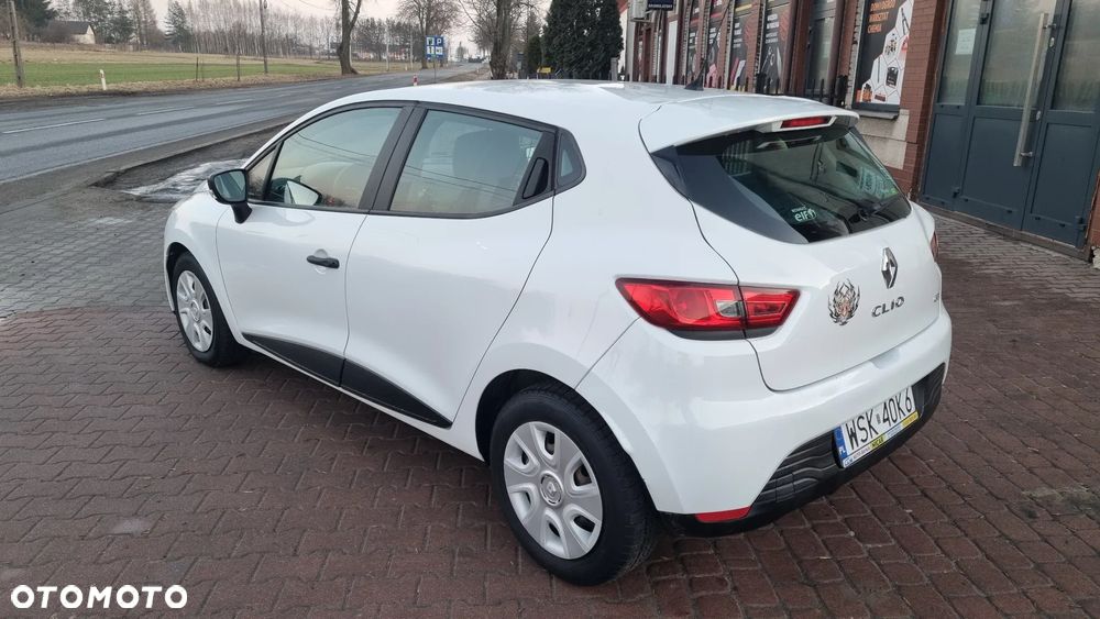 Renault Clio 1.5 dCi Alize - 8