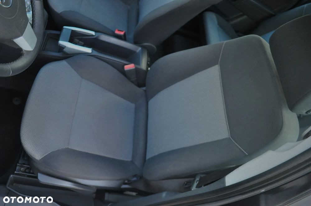 Opel Zafira 1.8 Easytronic Family Plus - 23