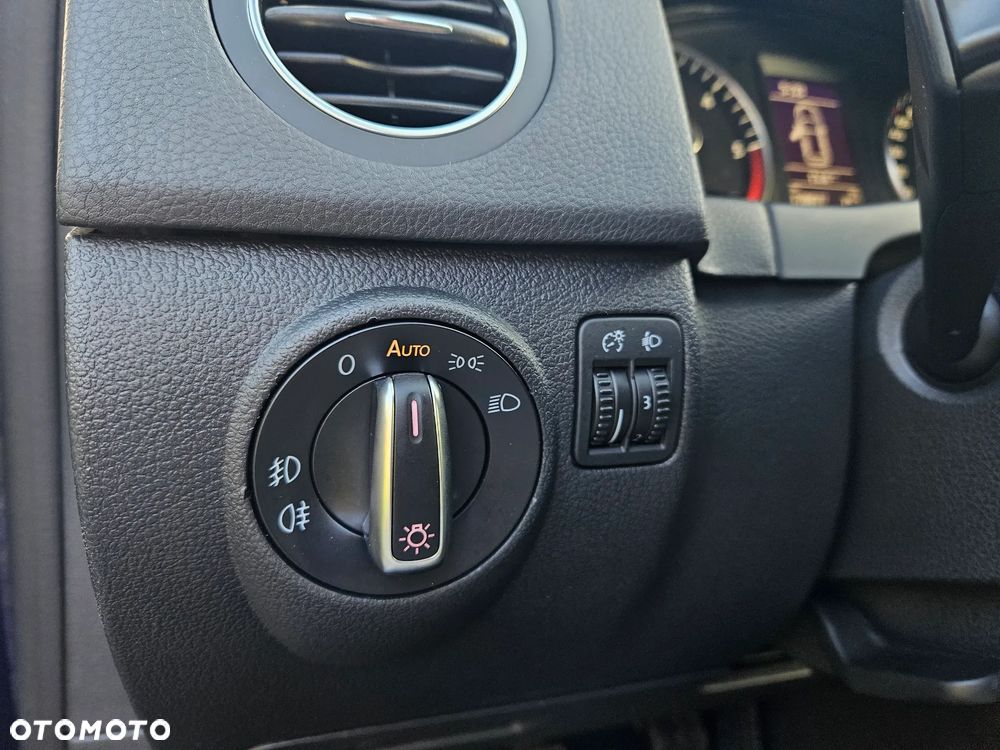 Volkswagen Golf Plus 1.6 TDI DPF Team - 10
