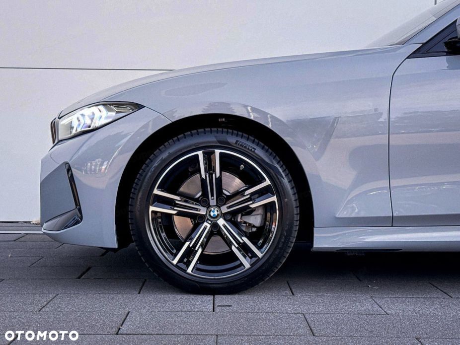 BMW Seria 3 320i xDrive M Sport - 14