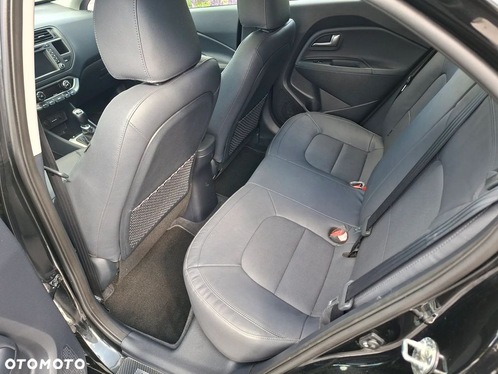 Kia Rio - 25