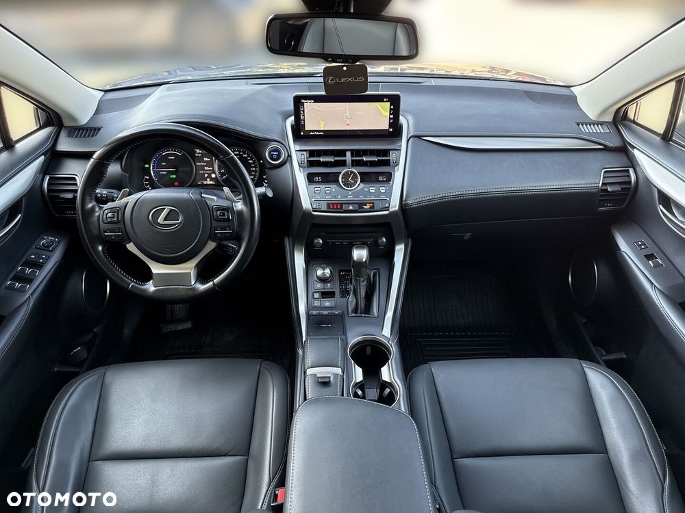 Lexus NX 300h F Impression AWD - 18
