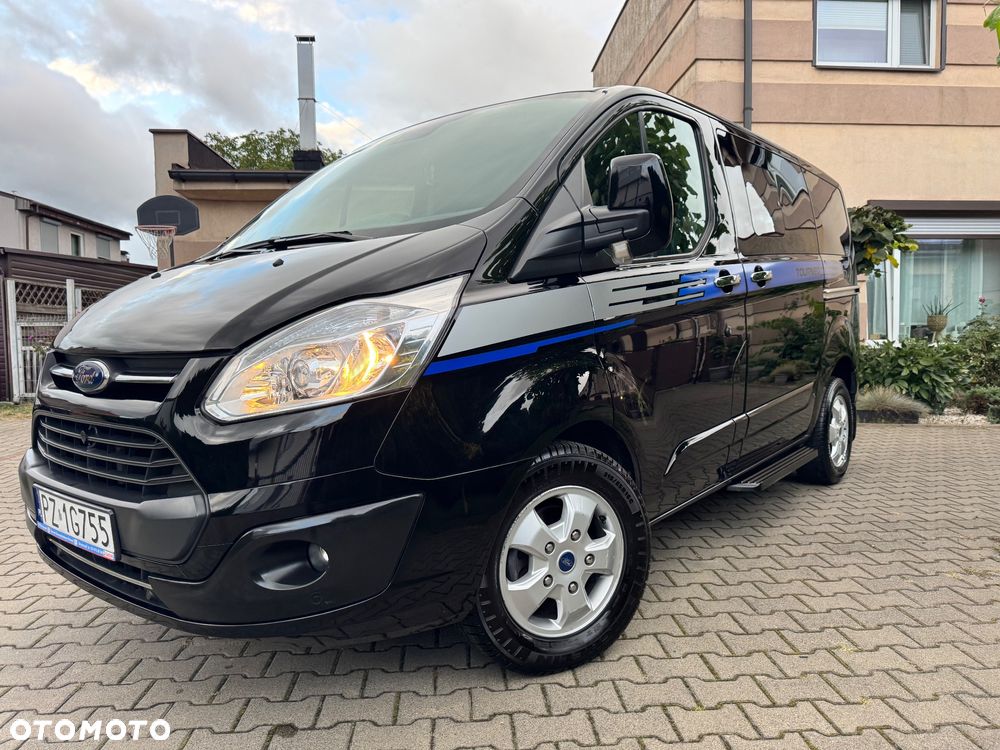 Ford Tourneo Custom 2.0 EcoBlue L1 Titanium - 32