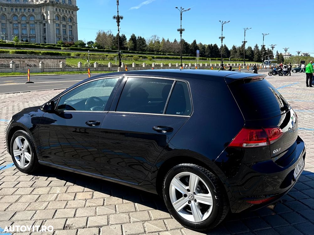 Volkswagen Golf 1.6 TDI BlueMotion Technology DPF Comfortline - 2