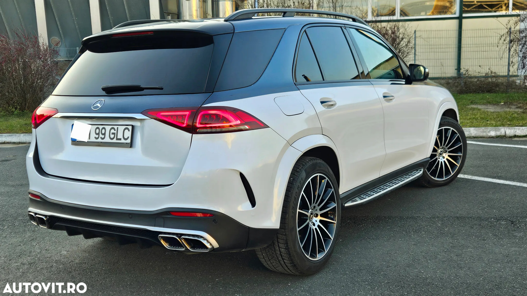 Mercedes-Benz GLE 300 d 4MATIC - 17