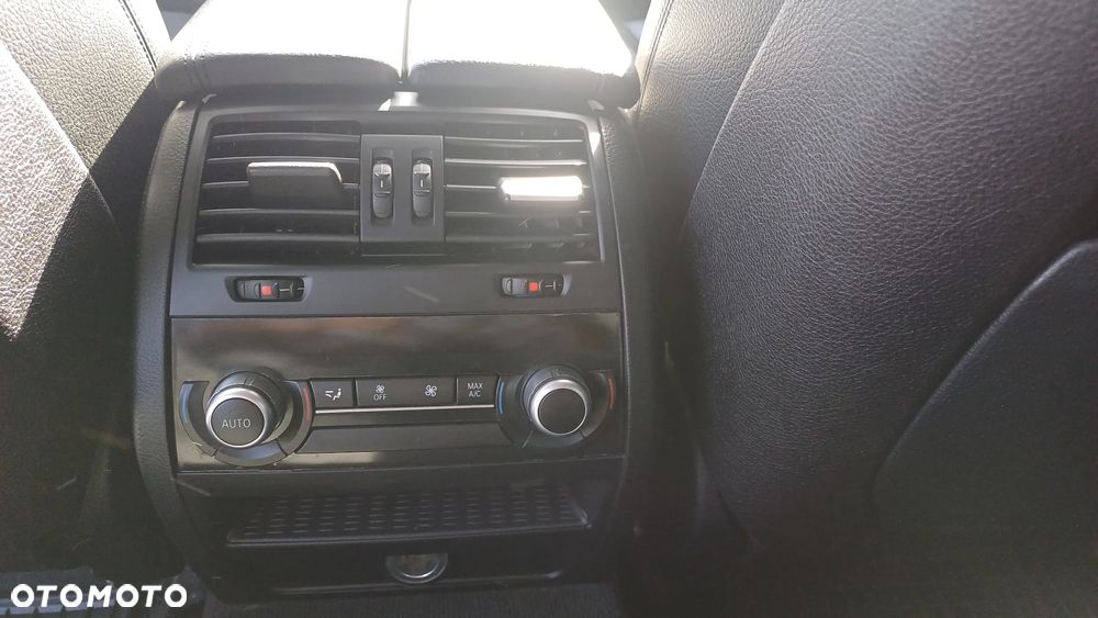 BMW Seria 5 535d xDrive Luxury Line - 12