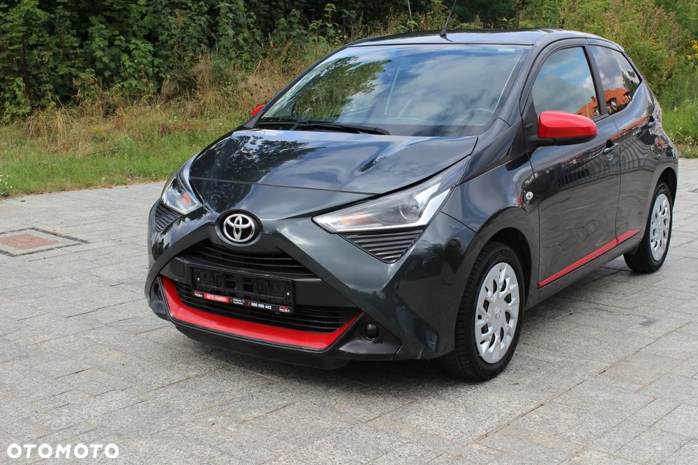Toyota Aygo x - 2