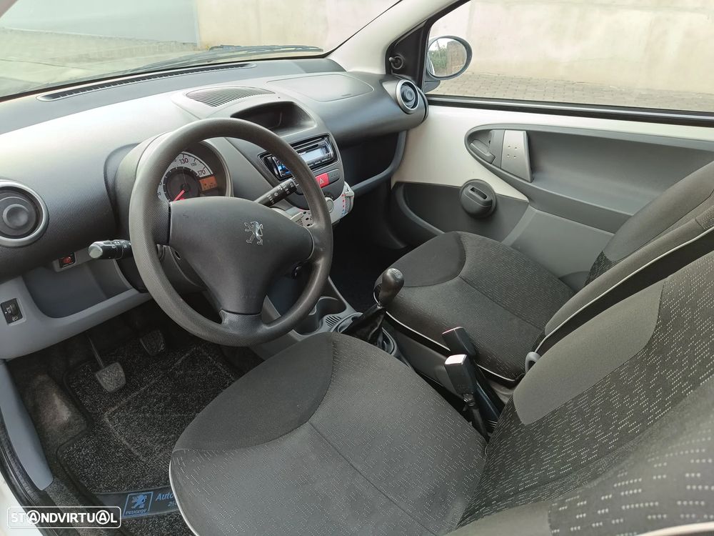 Peugeot 107 1.0 Urban Style - 4