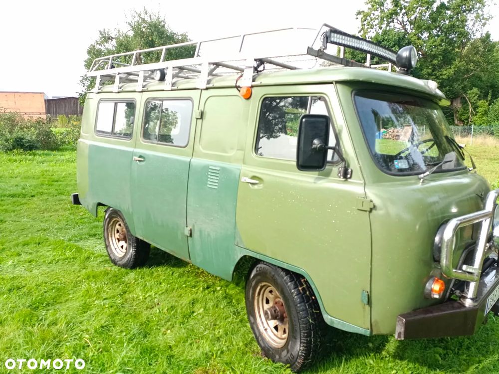 Uaz 452 - 12
