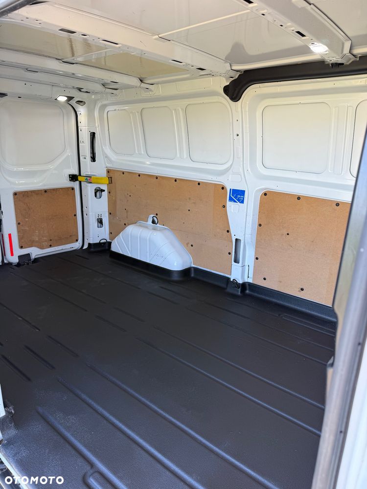Ford Transit Custom - 19