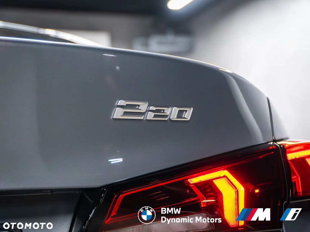 BMW Seria 2 220 - 11