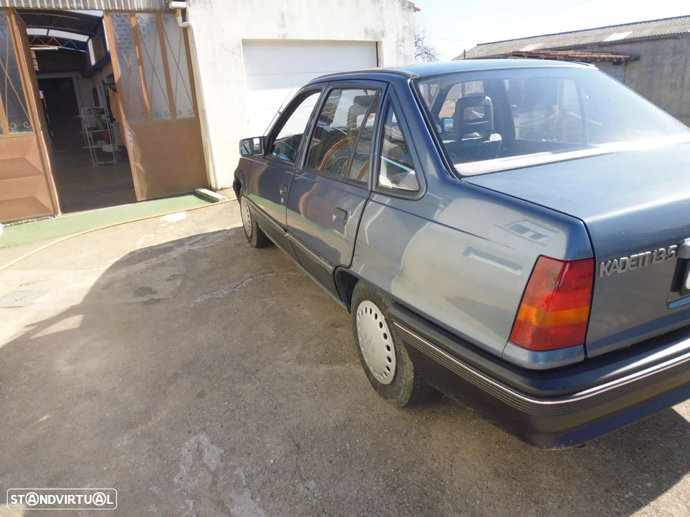 Opel Kadett - 4