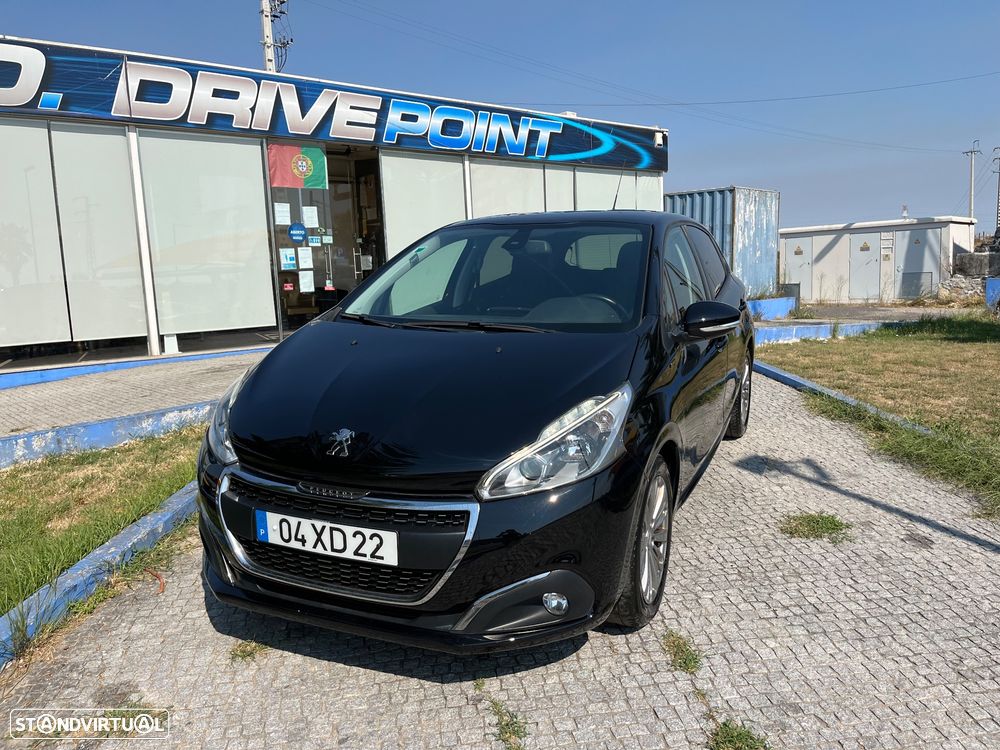 Peugeot 208 1.2 PureTech Signature - 3