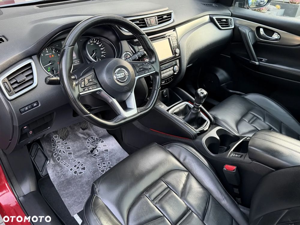 Nissan Qashqai 1.6 DIG-T Tekna+ - 28