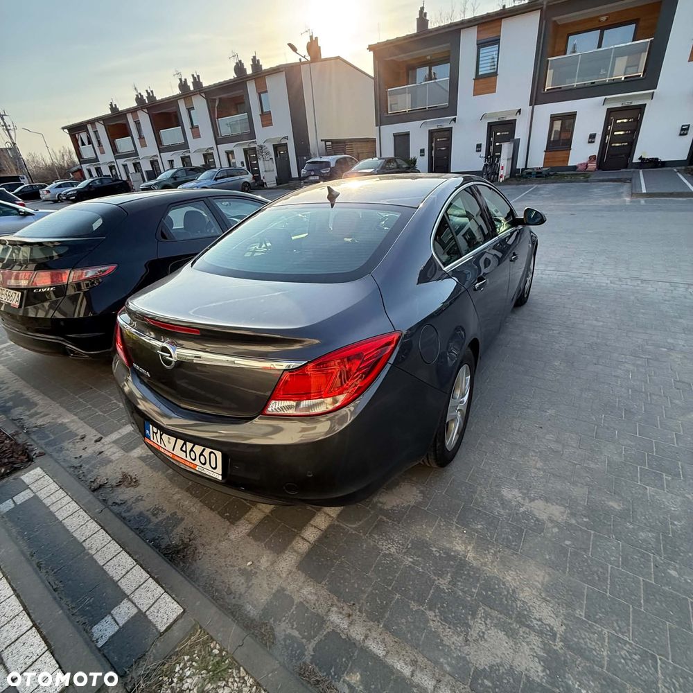 Opel Insignia 2010 photo 2