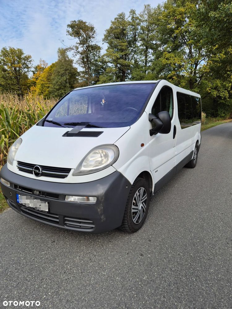 Opel Vivaro - 10