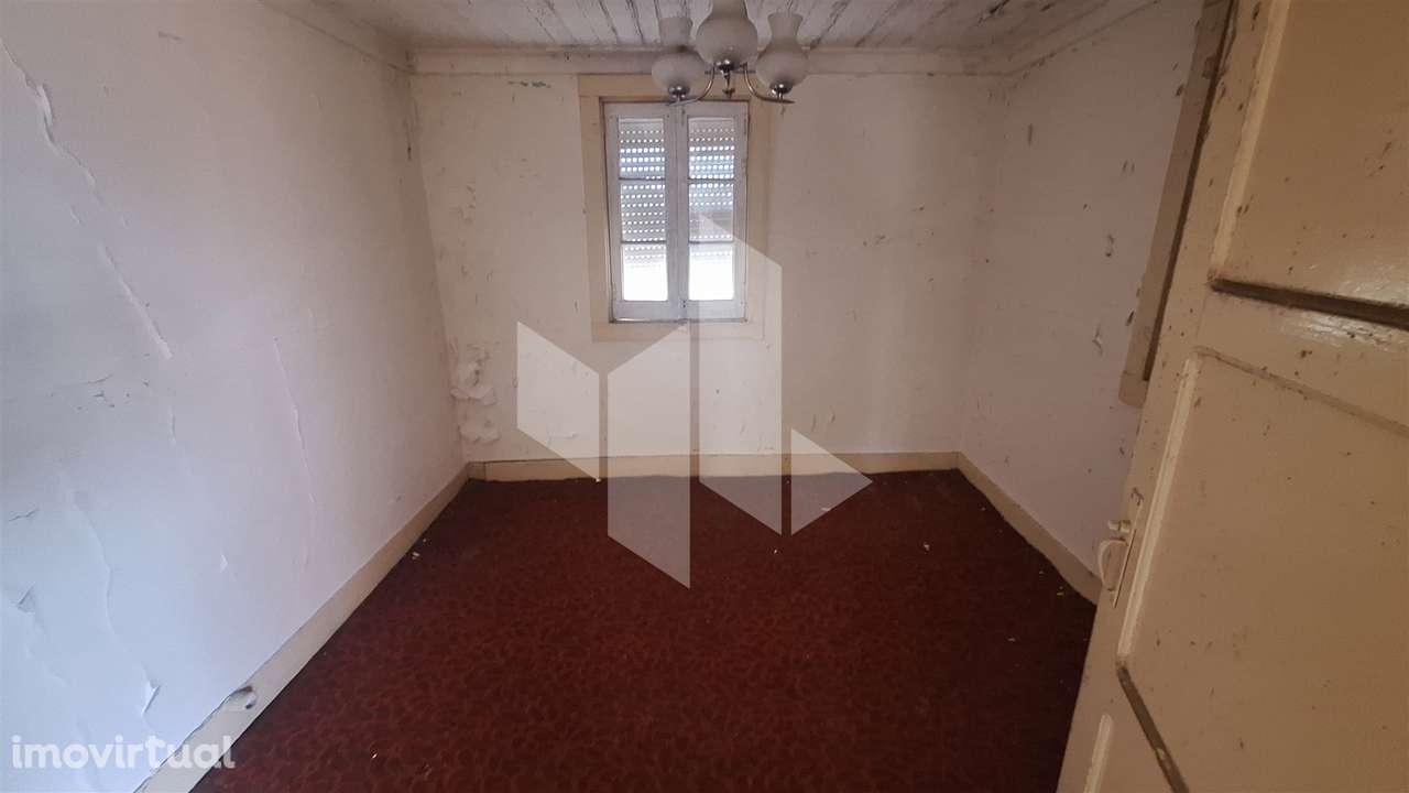 Moradia Rústica T2 Venda em São Miguel do Outeiro e Sabugosa,Tondela - Grande imagem: 4/14