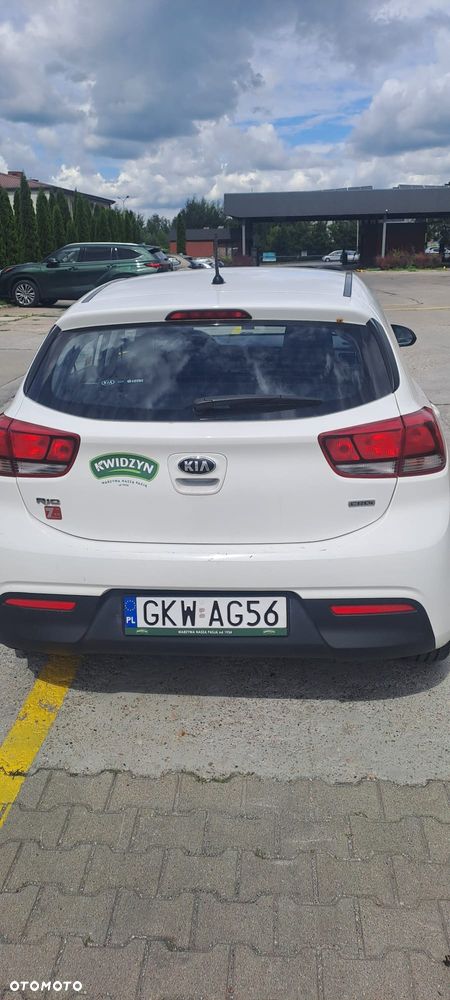 Kia Rio 1.4 crdi M - 3
