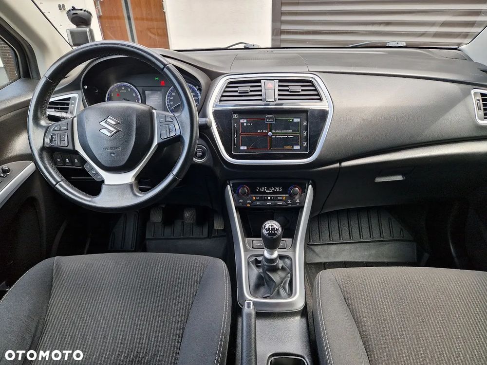 Suzuki SX4 1.6 Premium - 14