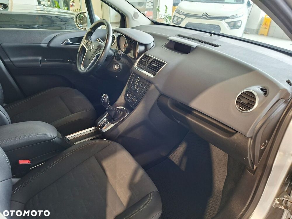 Opel Meriva 1.4 T Cosmo - 14
