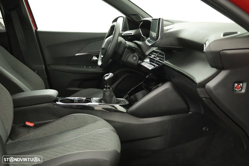 Peugeot 2008 1.2 PureTech Allure - 22