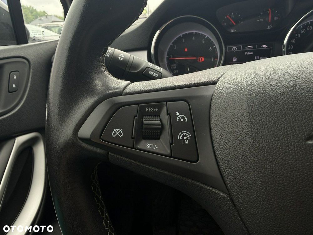 Opel Astra 1.2 T Edition S&S - 15