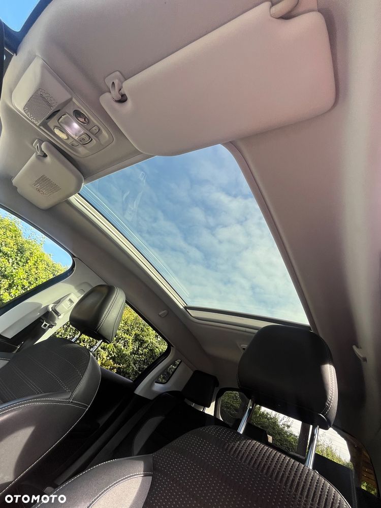 Peugeot 2008 1.6 e-HDi Allure S&S - 7