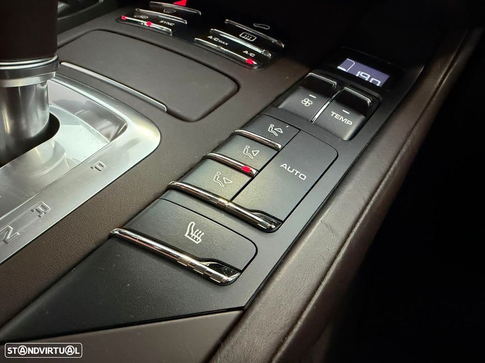 Porsche Cayenne S E-Hybrid Platinum Edition - 15