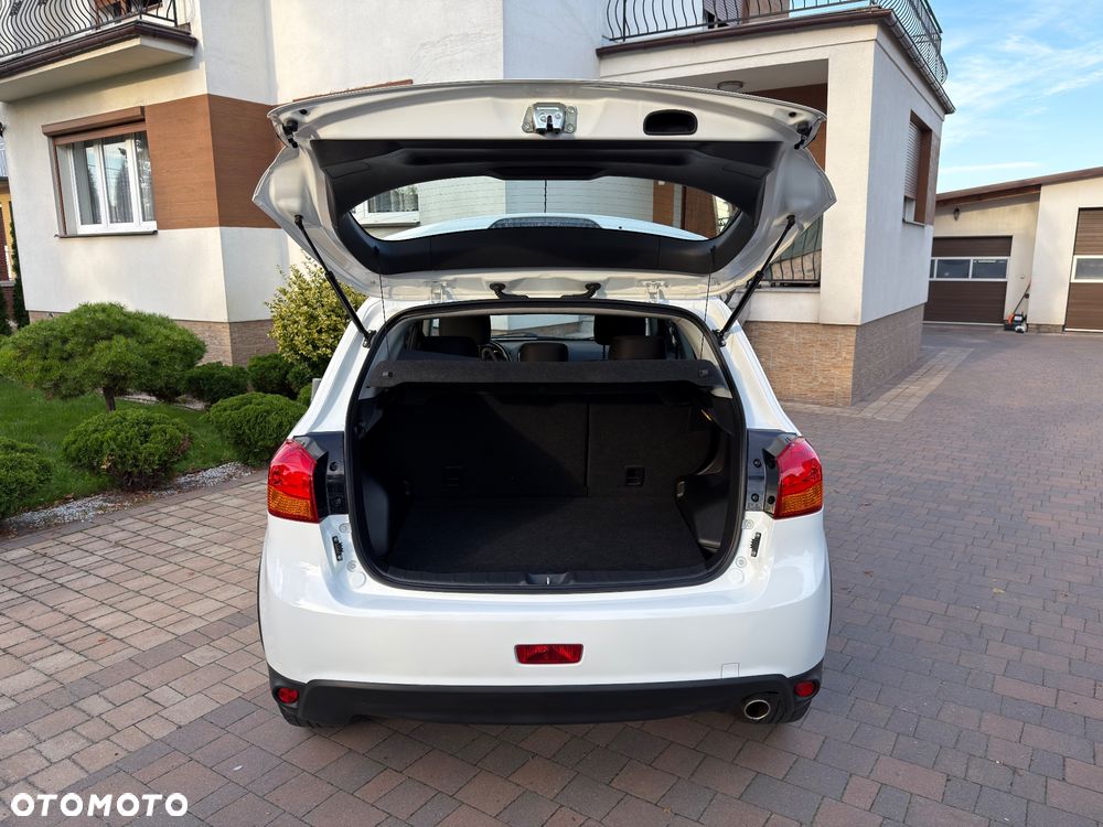 Mitsubishi ASX 1.6 Intense Plus Navi Blue Edition - 11