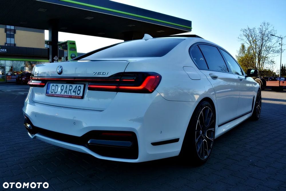 BMW Seria 7 750Li xDrive - 4