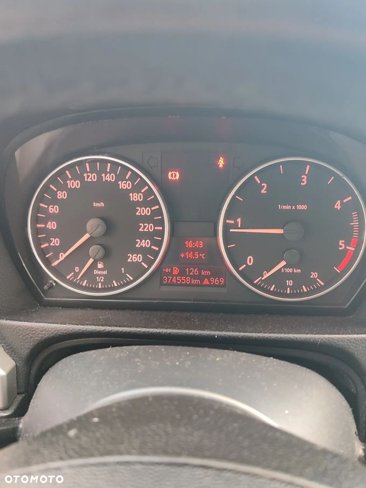 BMW Seria 3 318d - 13