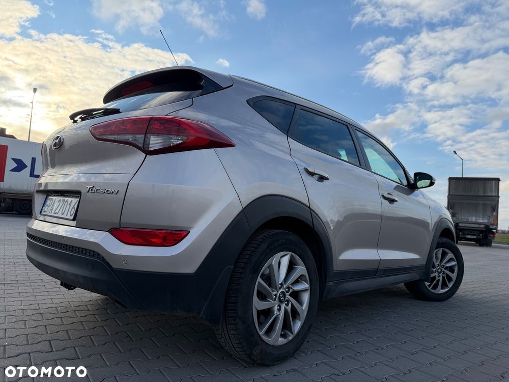 Hyundai Tucson 1.6 GDI BlueDrive Comfort 2WD - 5