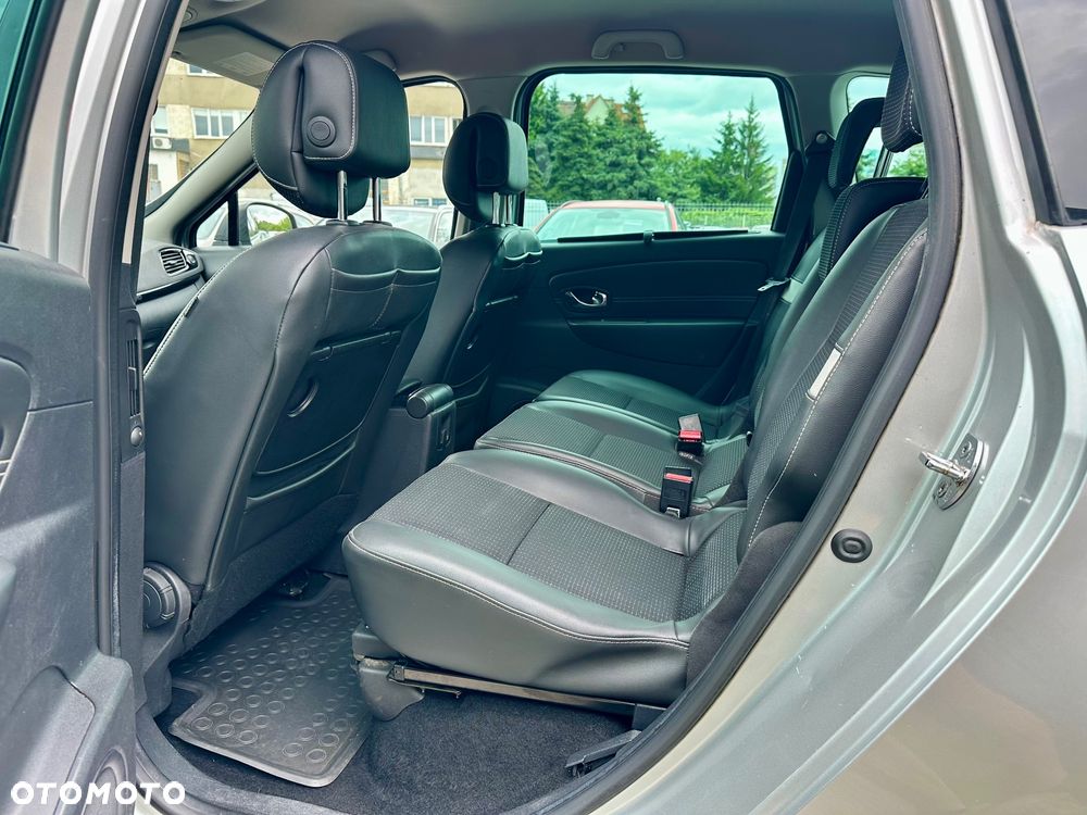 Renault Scenic 1.4 16V TCE Privilege - 22