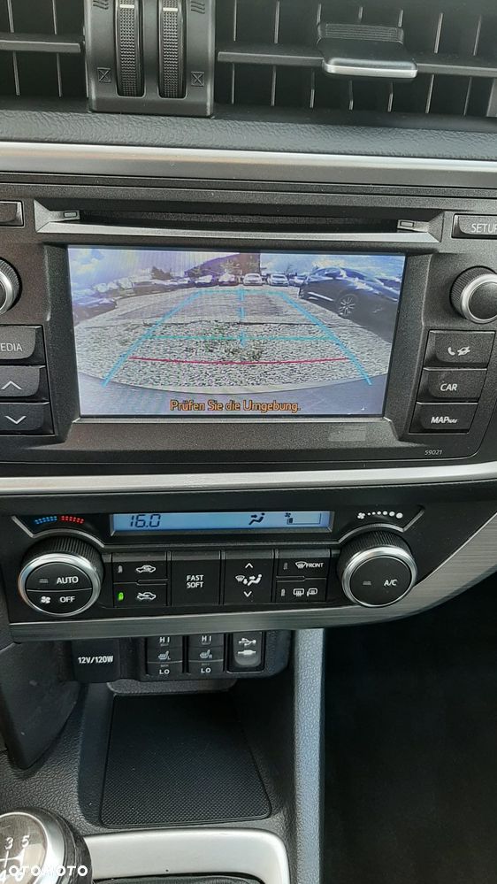 Toyota Auris 1.6 Life+ - 28