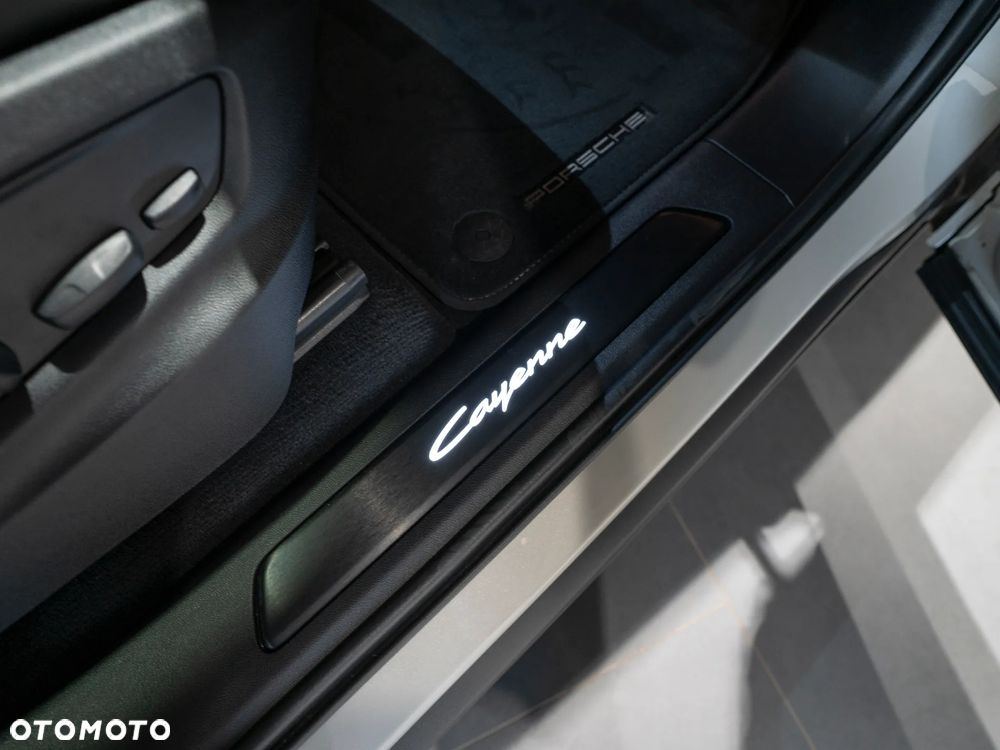 Porsche Cayenne E-Hybrid PHEV - 29