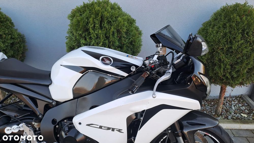 Honda CBR - 13