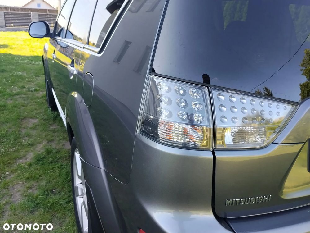 Mitsubishi Outlander 2.2 DID Instyle - 16
