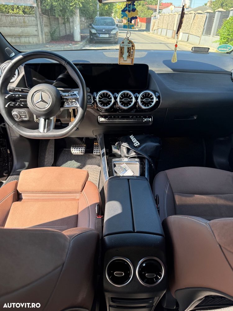 MERCEDES-BENZ GLA 2024 — imagine 6