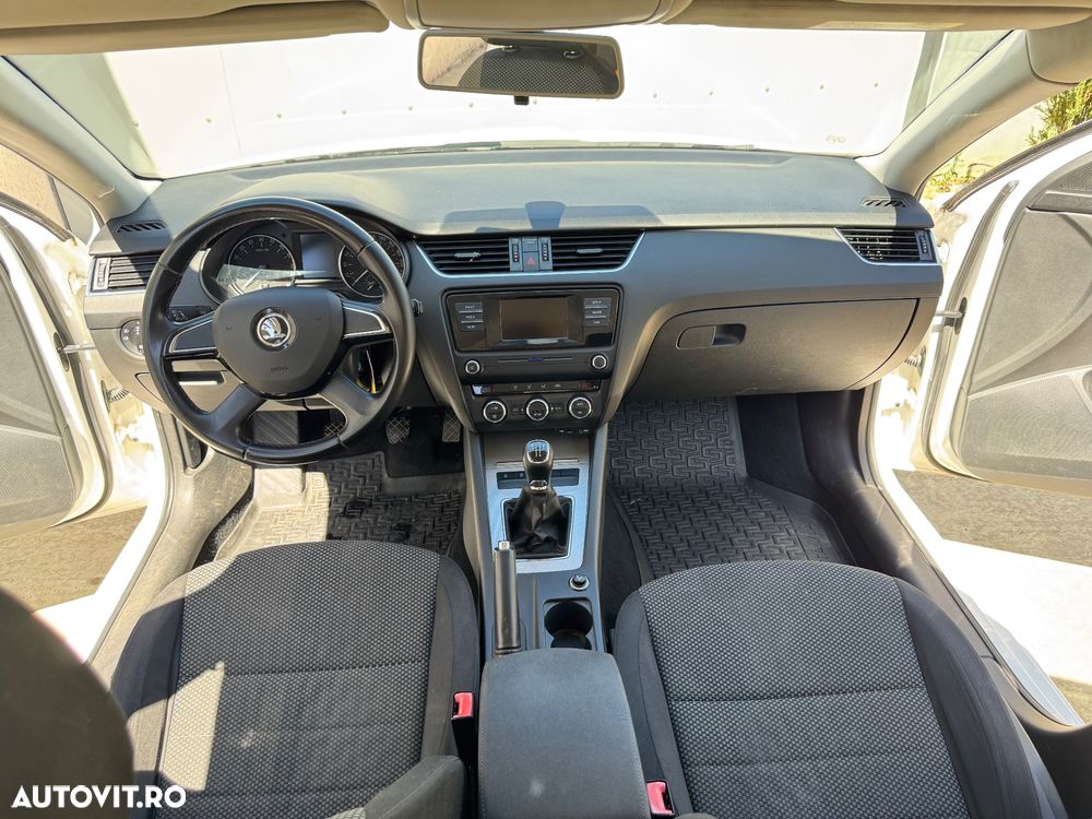 Skoda Octavia 1.6 TDI ACTIVE - 4